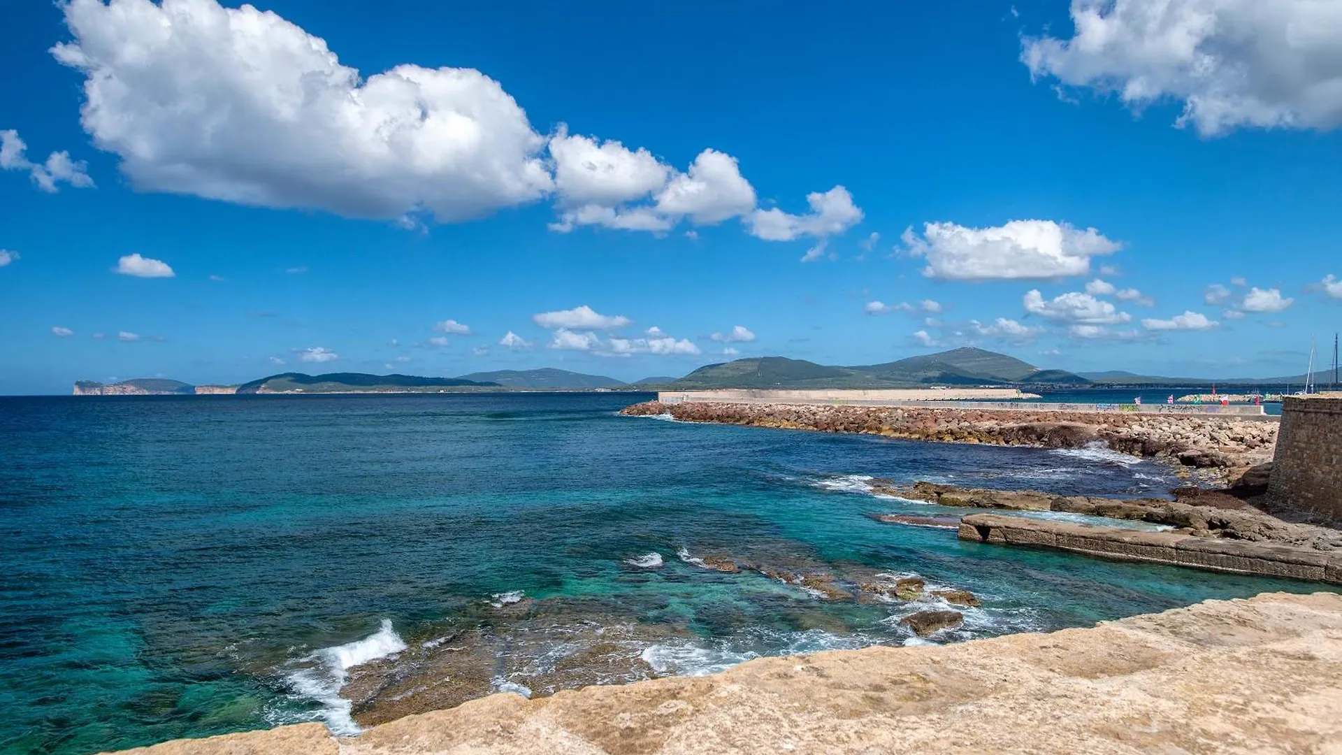 Centro Storico - Fronte Mare - Aquasale Apartment Alghero 0*,