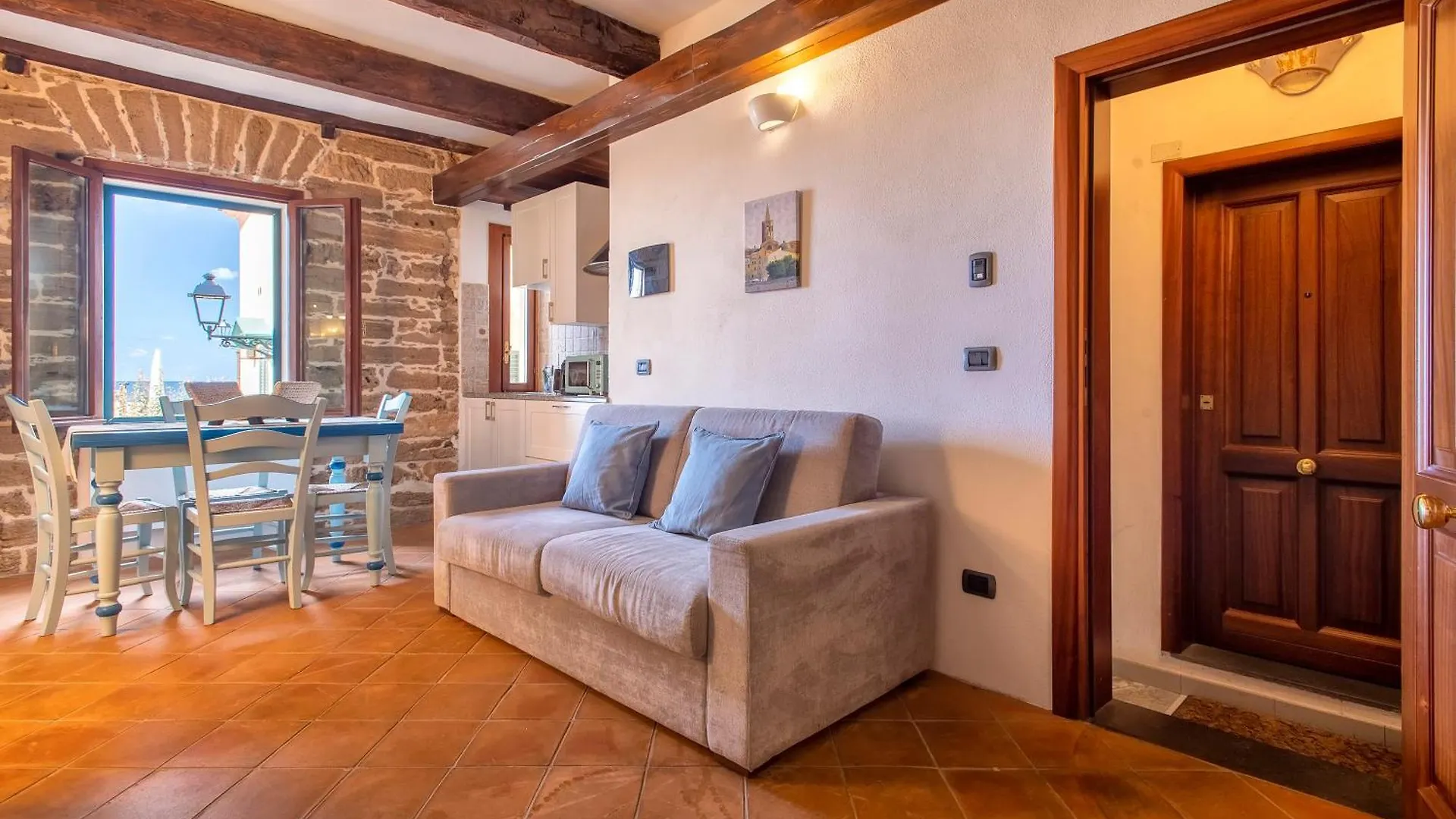 Centro Storico - Fronte Mare - Aquasale Apartment Alghero