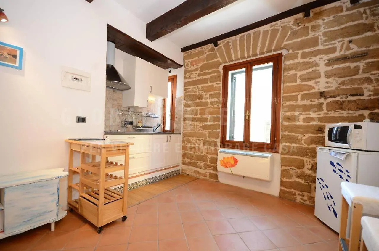 Centro Storico - Fronte Mare - Aquasale Apartment Alghero 0*,  Italy