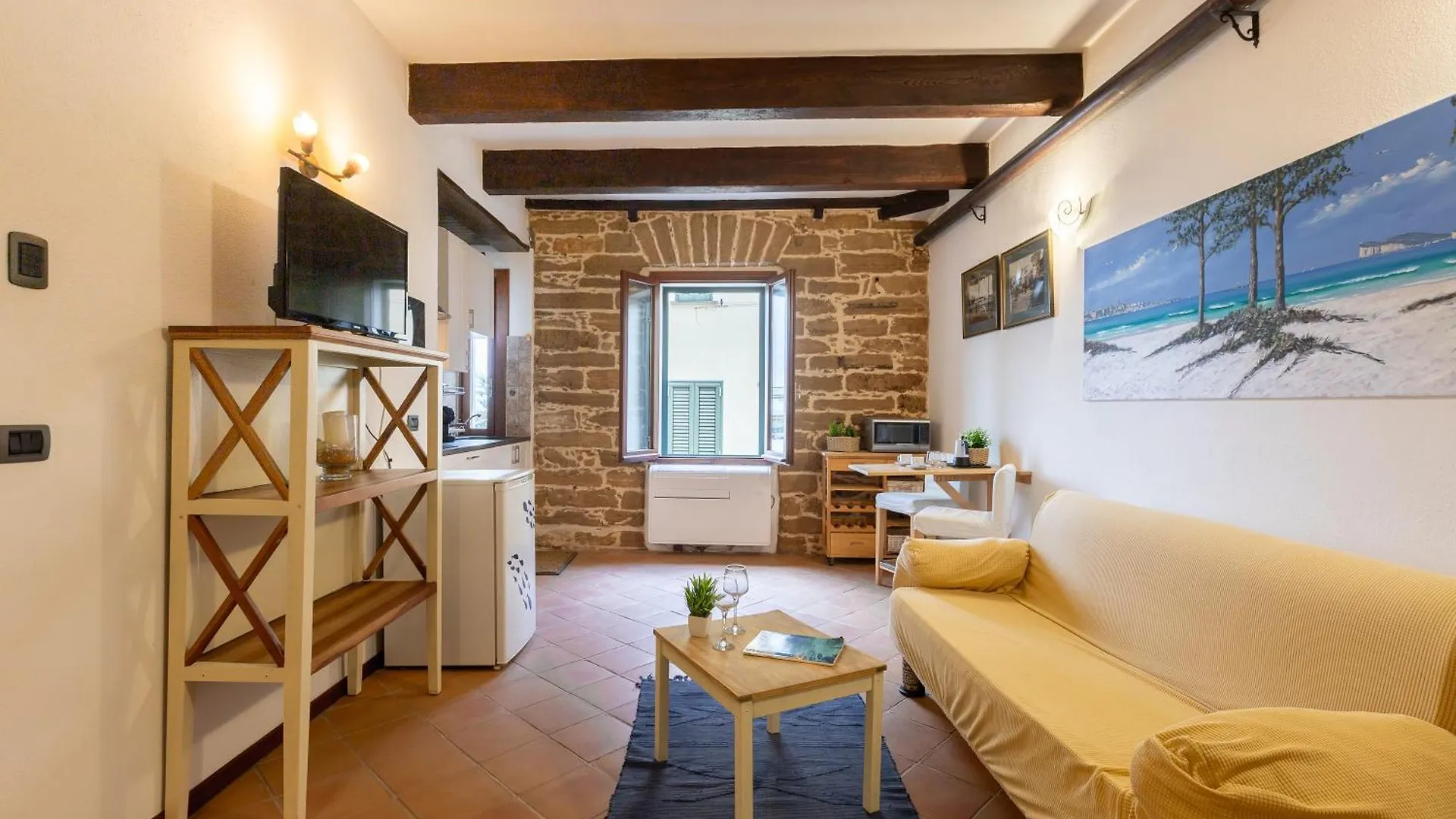 Centro Storico - Fronte Mare - Aquasale Apartment Alghero 0*,  Italy